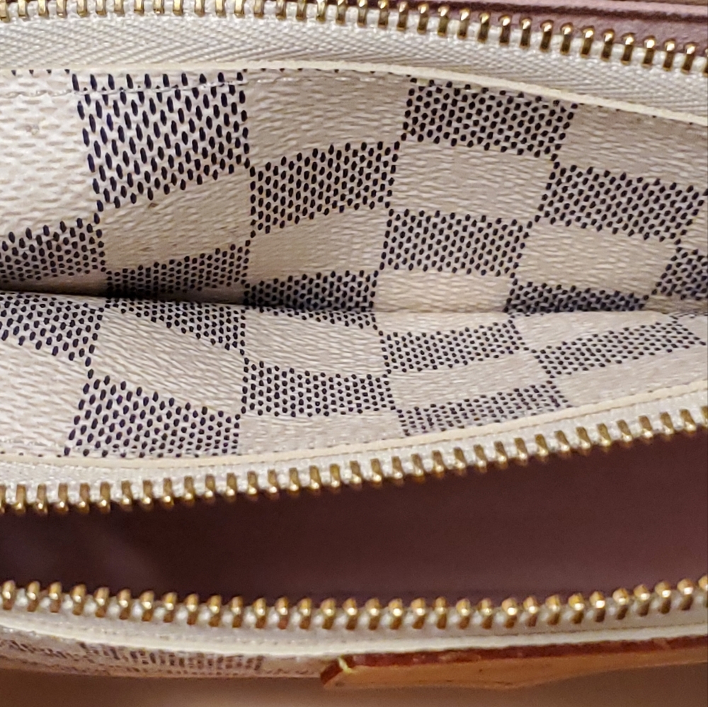 Louis Vuitton Double Zip Pochette in Azur - Picture 8 of 13
